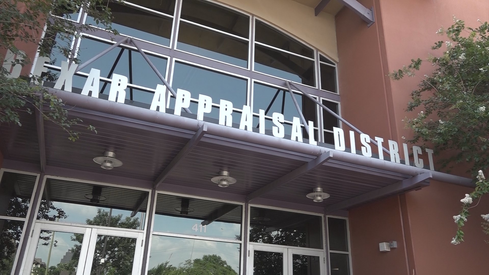 Thousands protest their property tax bills in Bexar County